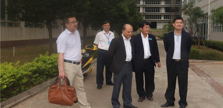 省教育厅林岗副巡视员到九游在线注册考察